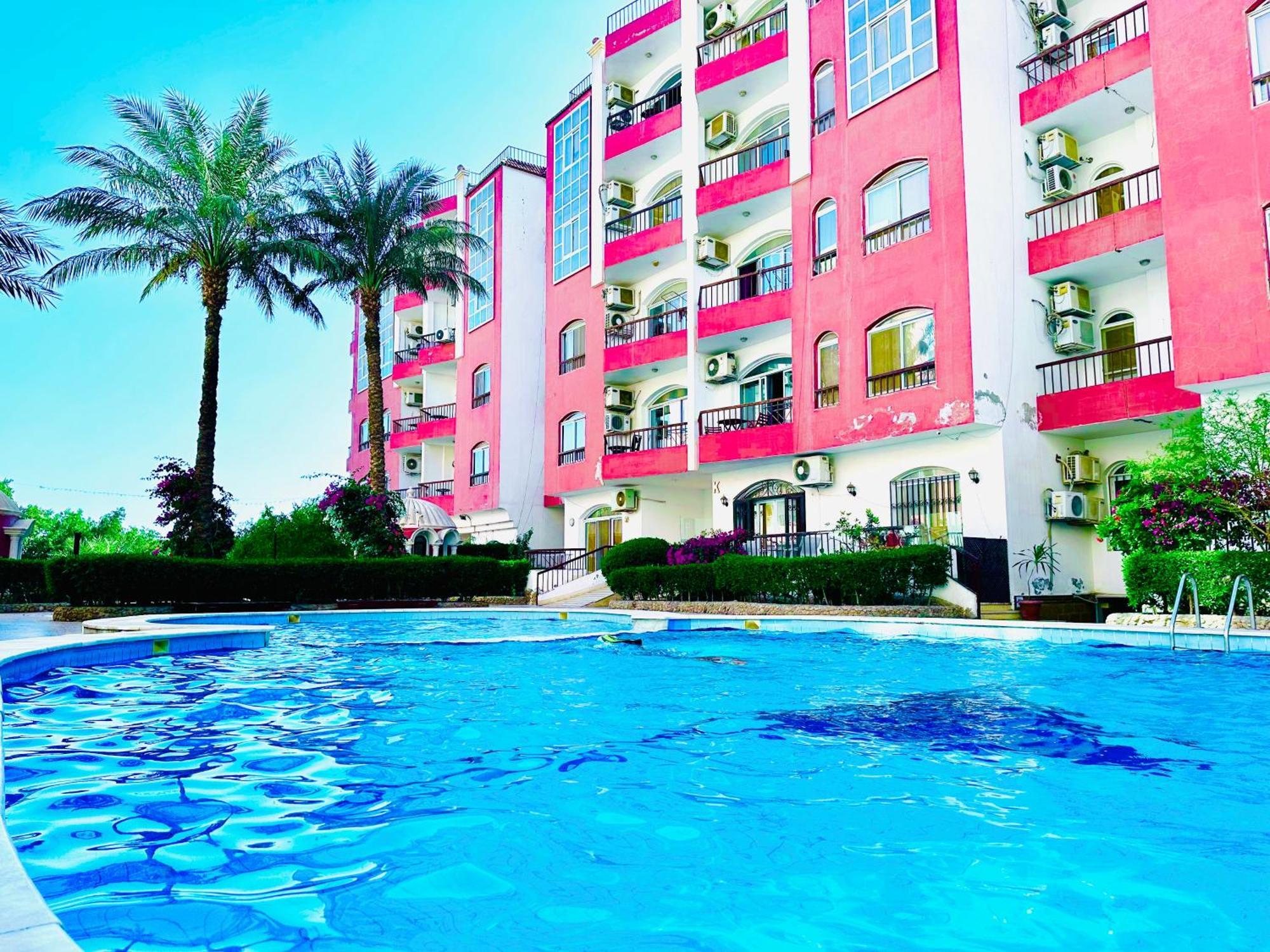 Desert Pearl Apartment ฮูร์กาดา ภายนอก รูปภาพ