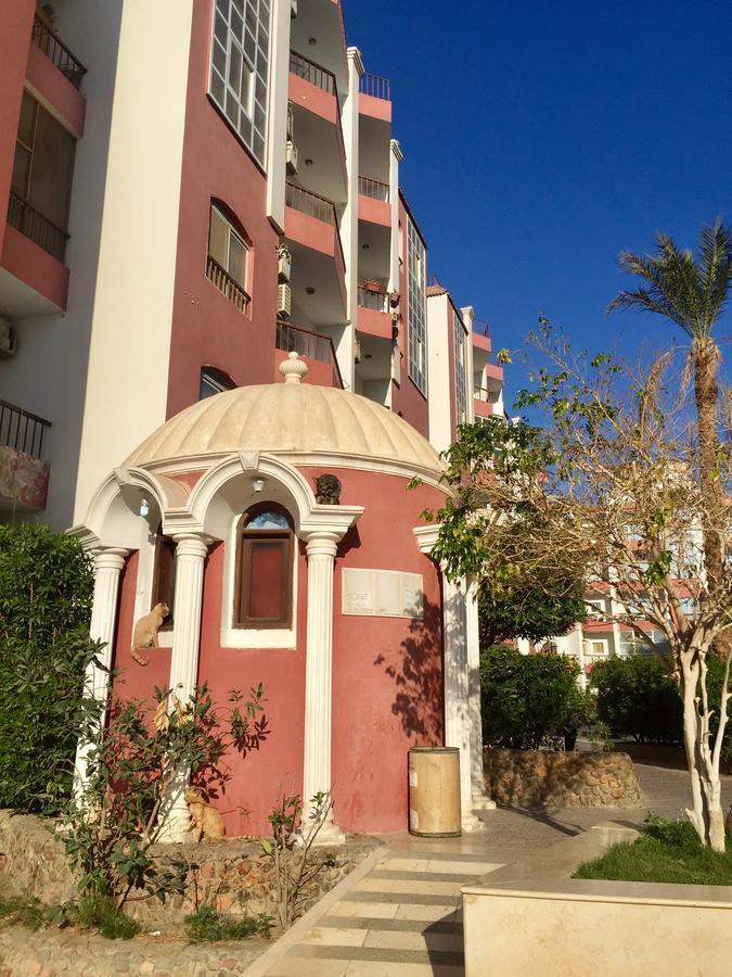Desert Pearl Apartment ฮูร์กาดา ภายนอก รูปภาพ