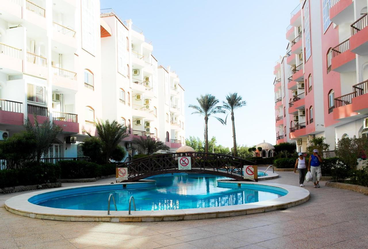 Desert Pearl Apartment ฮูร์กาดา ภายนอก รูปภาพ